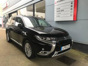 MITSUBISHI OUTLANDER 2019 (19) at North City Ssangyong Chingford