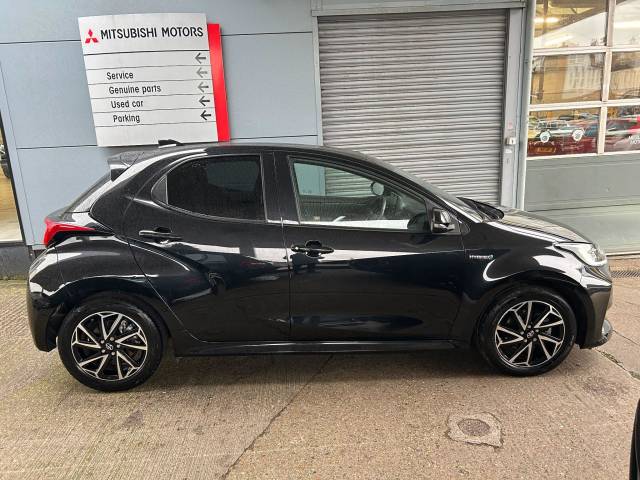 2021 Toyota Yaris 1.5 Hybrid Design 5dr CVT